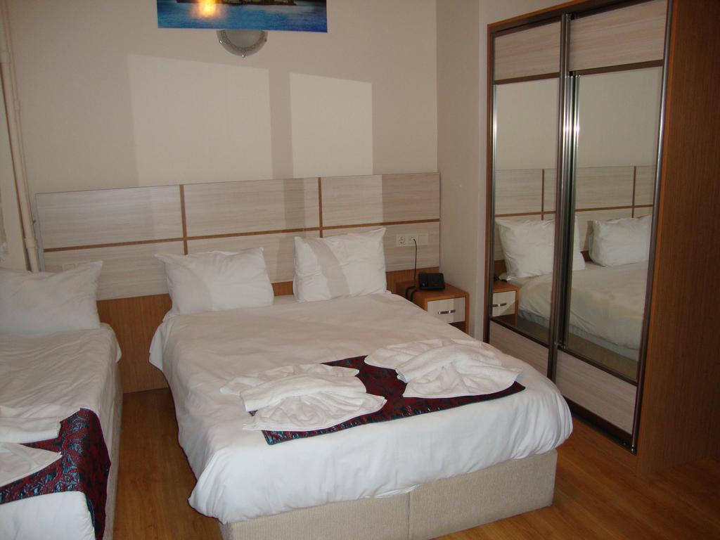 Royal Suites Besiktas Isztambul Szoba fotó